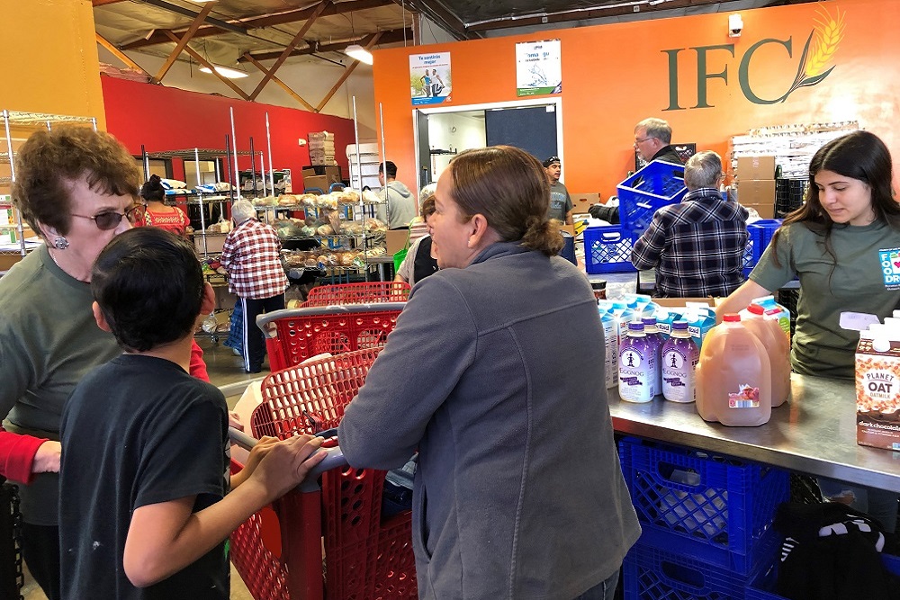 Interfaith Food Center in Santa Fe Springs