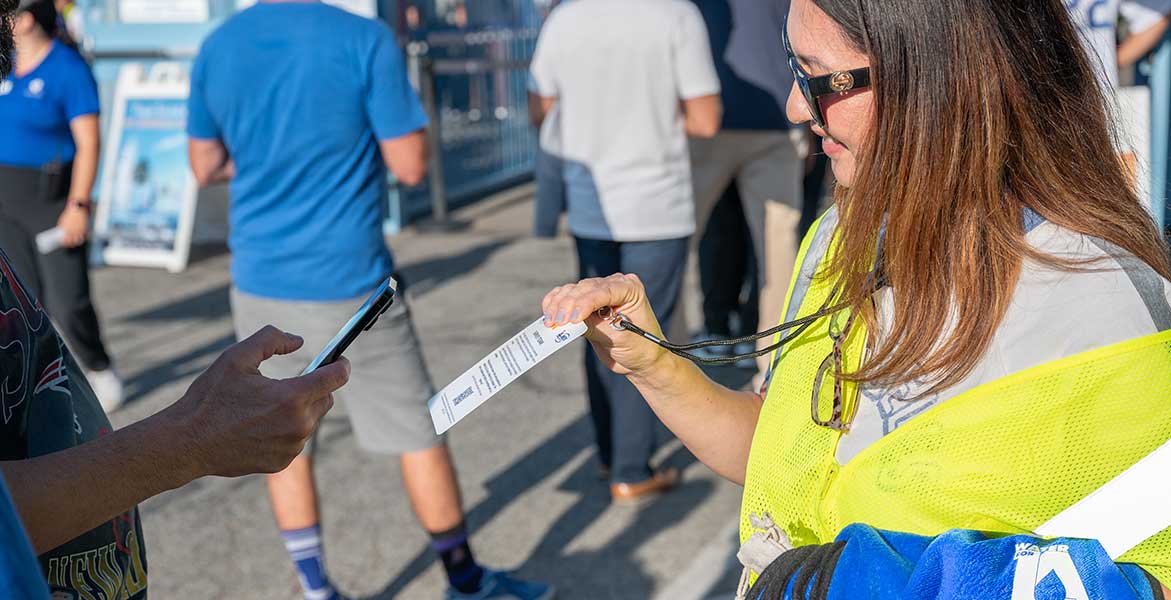 PW Employee with citizen